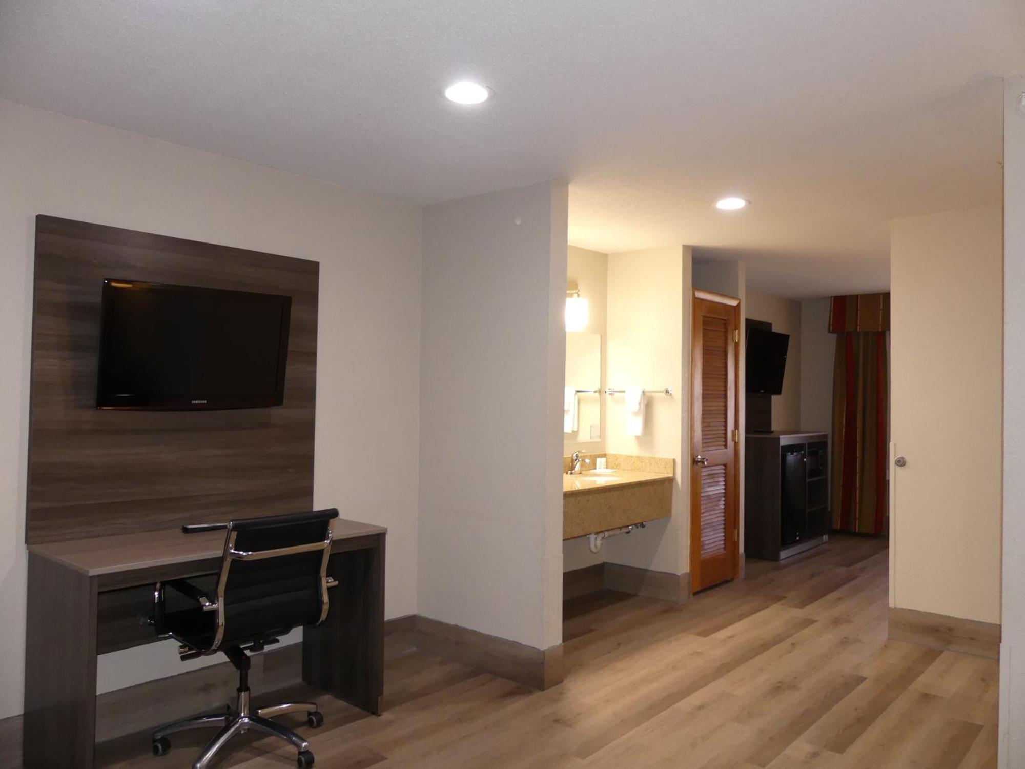Ramada By Wyndham Platte City Kci Airport Екстериор снимка