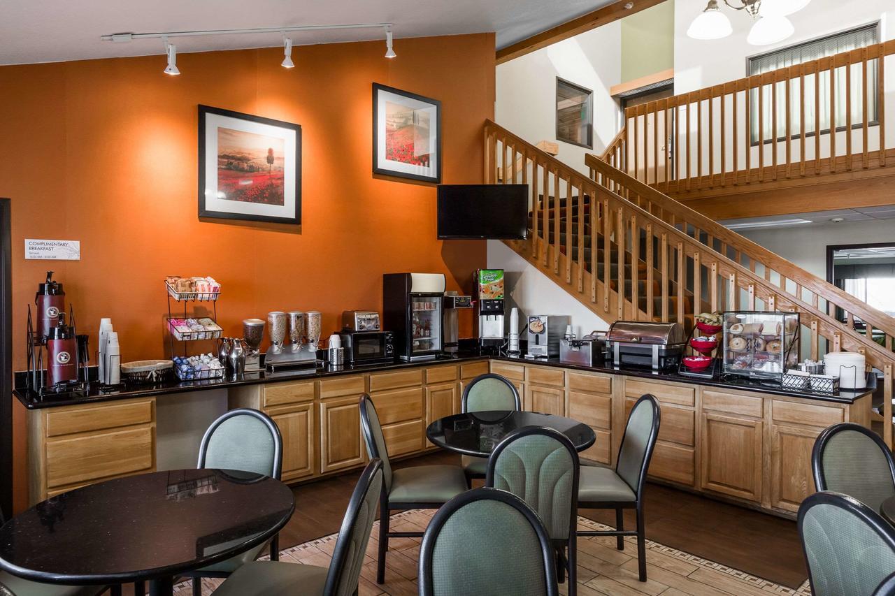 Ramada By Wyndham Platte City Kci Airport Екстериор снимка
