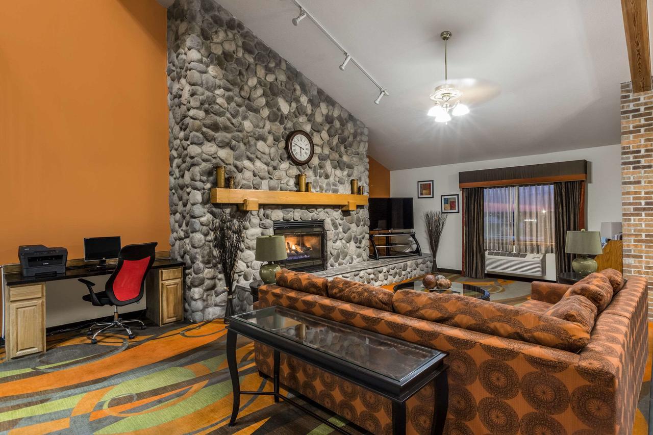 Ramada By Wyndham Platte City Kci Airport Екстериор снимка