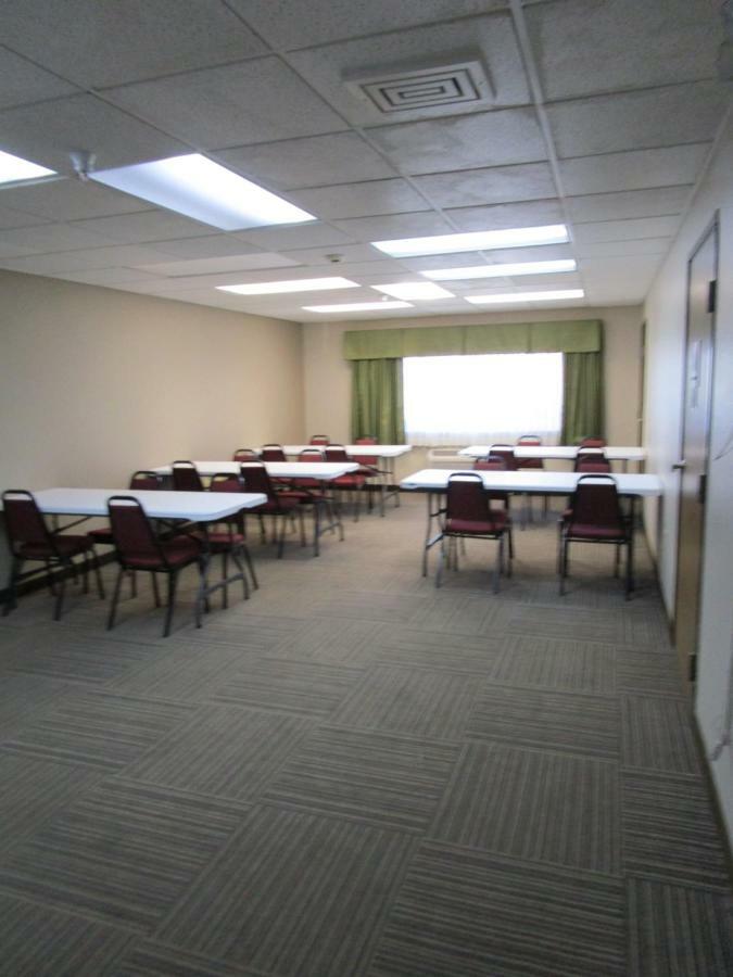 Ramada By Wyndham Platte City Kci Airport Екстериор снимка